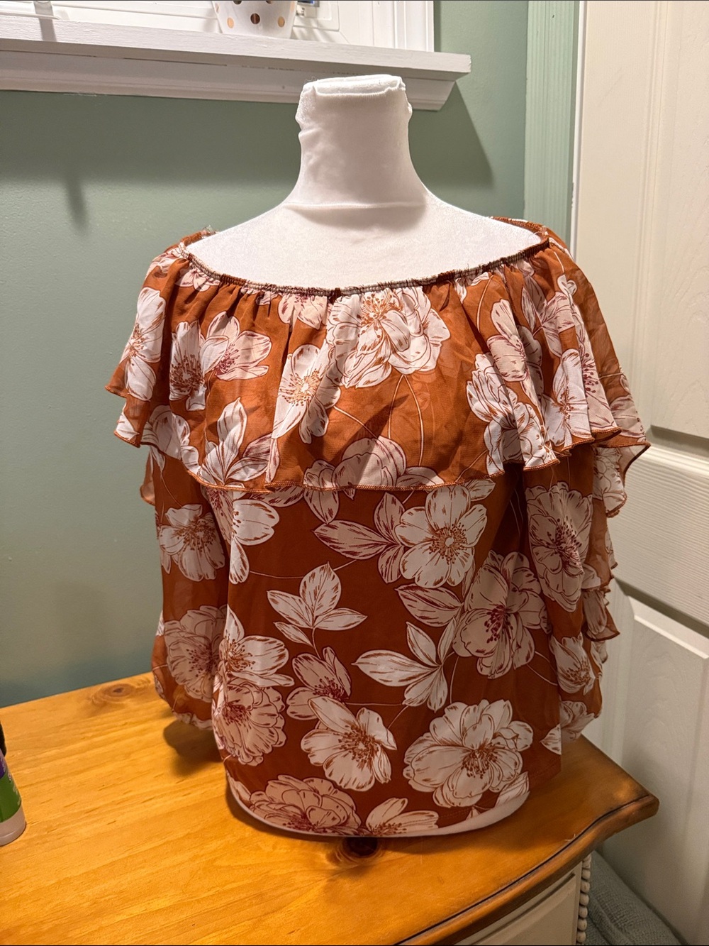 PerSeption Concept Rust Floral Off-Shoulder Ruffle Blouse